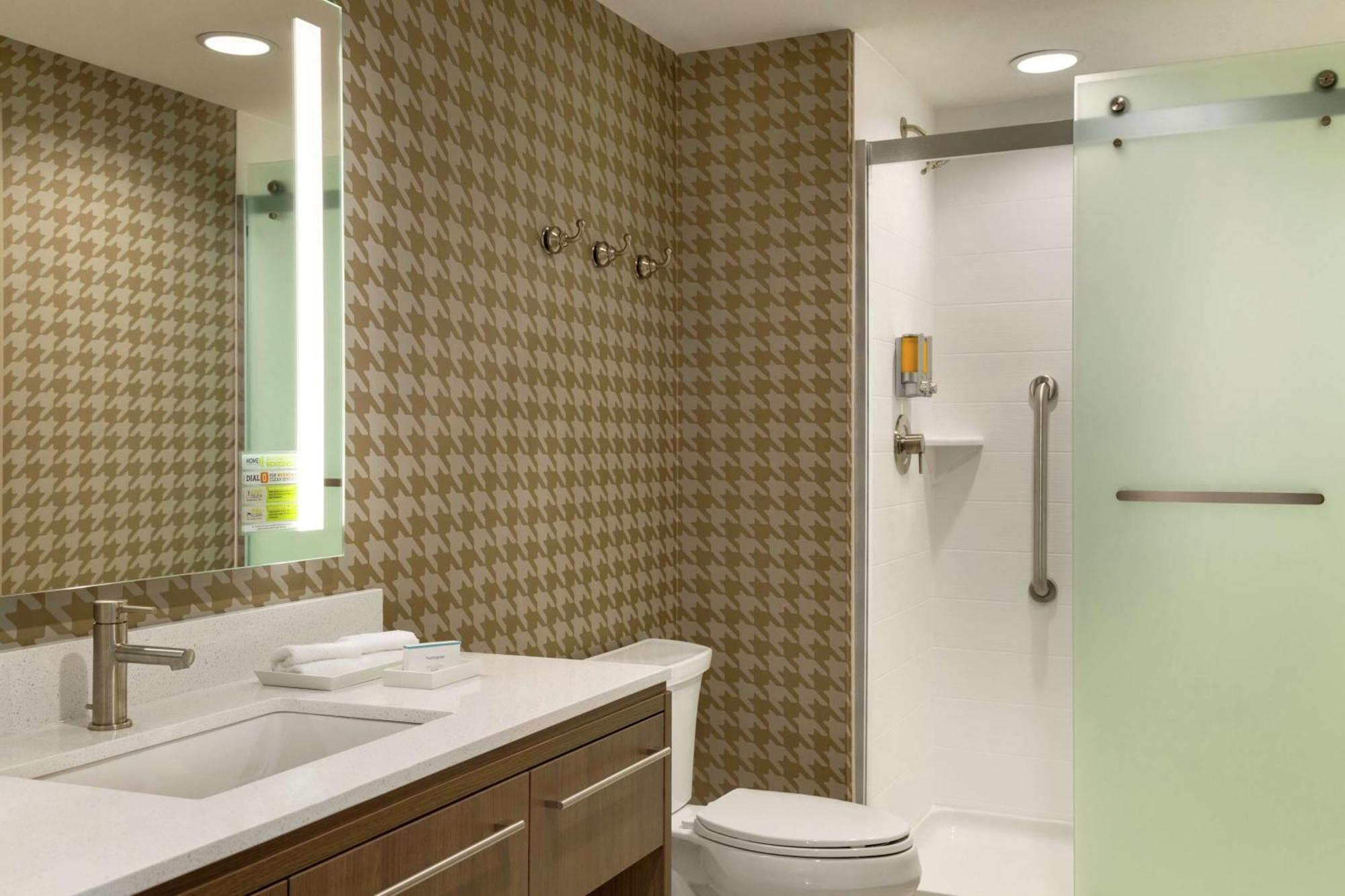 Home2 Suites By Hilton Frederick Exterior foto