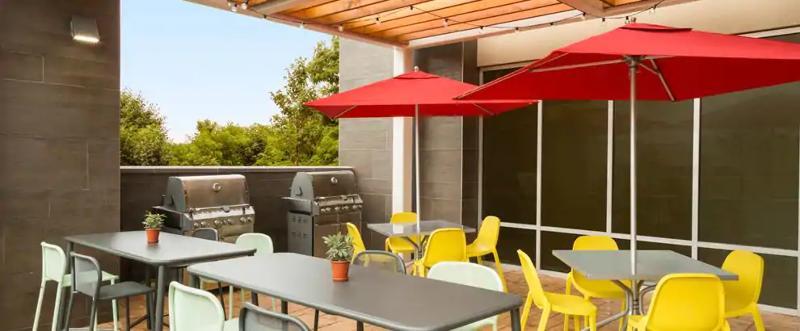 Home2 Suites By Hilton Frederick Exterior foto